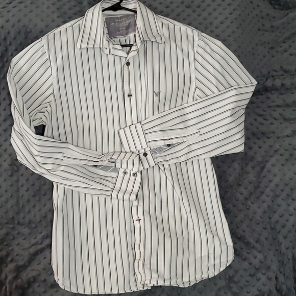 American Eagle button down - Picture 2 of 5